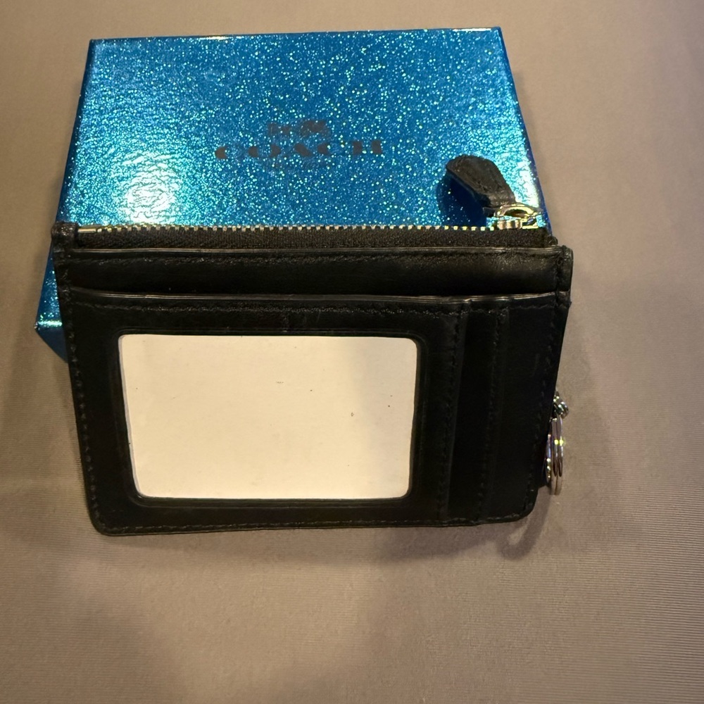 Coach Sparkle Card Holder - Picture 2 of 6